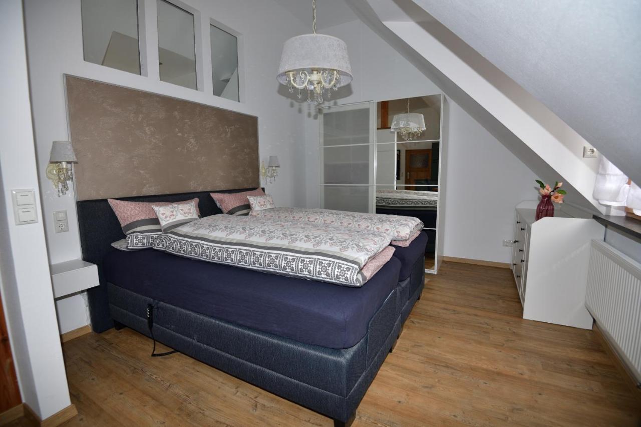 Ferienwohnung Lippert Pullenreuth Exteriör bild